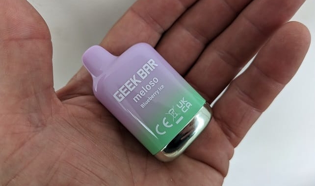 Geek Bar Pod Sistemleri: Kullanışlı ve Modern Elektronik Sigara Deneyimi